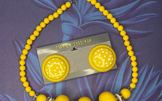 Vintage Yellow Polka Dot Jewelry Set - Giftsbynaomi